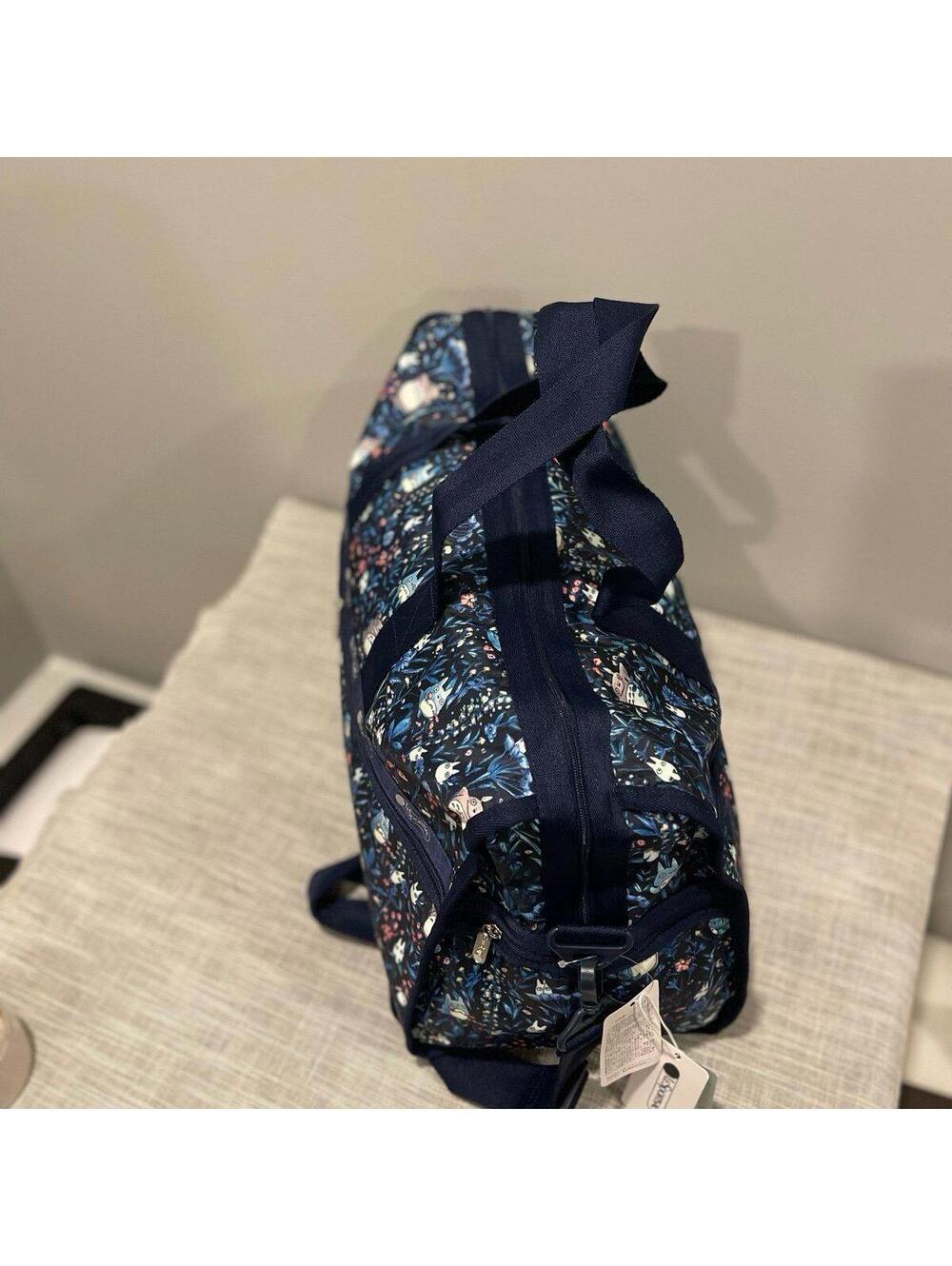 Lesportsac Totoro Large Weekender NWT - Picture 7 of 8